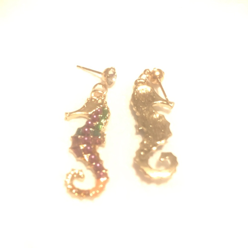 NEW Betsey Johnson Seahorse Pearl Crystal Enamel Earrings 1” Beach Bohemian NWT - Picture 6 of 7